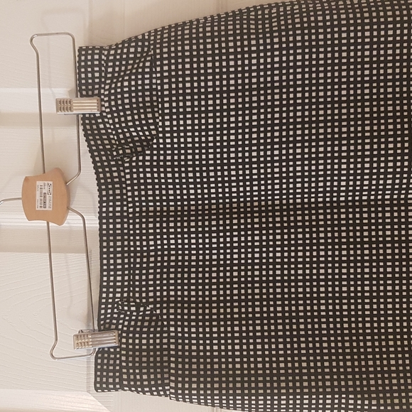 Tristan women's skirt - Picture 2 of 5